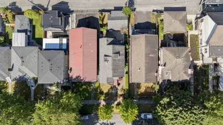 Swimming Pool Photo of 5743 St. Margarets Street, Vancouver, BC