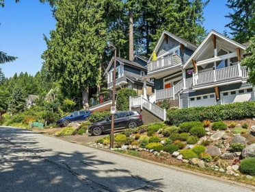 1074 Kilmer Road, North Vancouver, BC, North Vancouver — Single Family Residence for sale