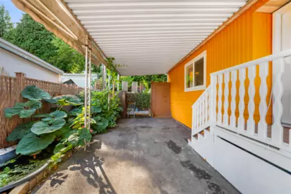 Primary Bedroom Photo of 3 6280 King George Boulevard, Surrey, BC