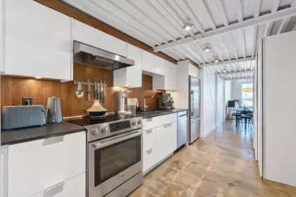 Dining Area Photo of 402 338 W 8th Avenue, Vancouver, BC