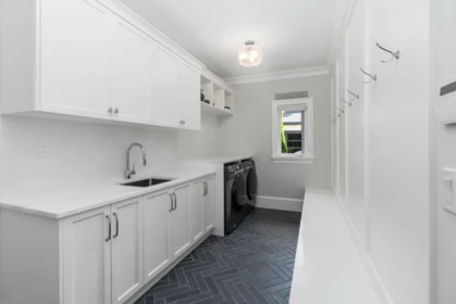Hallway Photo of 16539 29a Avenue, Surrey, BC