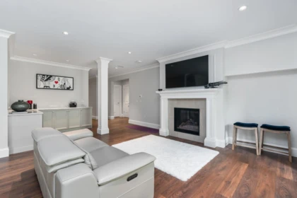 Staircase Photo of 16539 29a Avenue, Surrey, BC