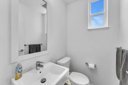 Walk-In Closet Photo of 72 14555 68 Avenue, Surrey, BC