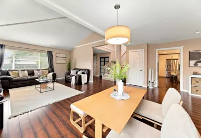 Kitchen Island Photo of 21 7711 Williams Road, Richmond, BC