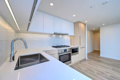 Pantry Photo of 1009 318 Alderson Avenue, Coquitlam, BC