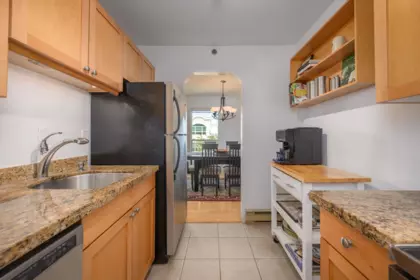 Breakfast Nook Photo of 212 910 W 8th Avenue, Vancouver, BC