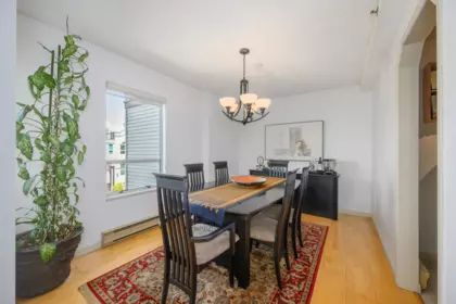 Kitchen Photo of 212 910 W 8th Avenue, Vancouver, BC