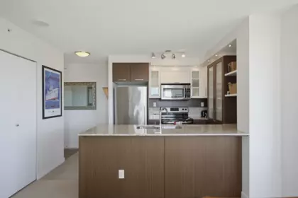 Breakfast Nook Photo of 2307 2980 Atlantic Avenue, Coquitlam, BC