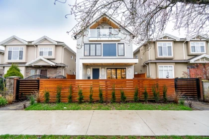 1 150 E 51st Avenue, Vancouver, BC, Vancouver — Half Duplex for sale