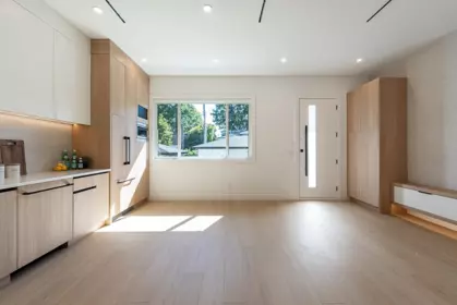 Dining Area Photo of 4 3940 Eton Street, Burnaby, BC