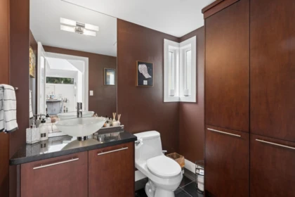 Primary Bedroom Photo of 4812 Headland Close, West Vancouver, BC
