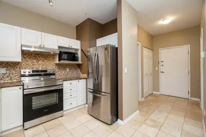 222 2109 Rowland Street, Port Coquitlam, BC, Port coquitlam — Apartment/Condo for sale
