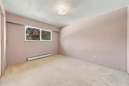 Entry Foyer Photo of 4148 Fairway Place, North Vancouver, BC