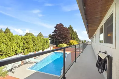 Family Room Photo of 4148 Fairway Place, North Vancouver, BC