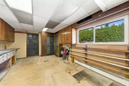Swimming Pool Photo of 4148 Fairway Place, North Vancouver, BC