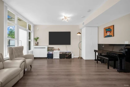 TH16 8677 Capstan Way, Richmond, BC, Richmond — Townhouse for sale