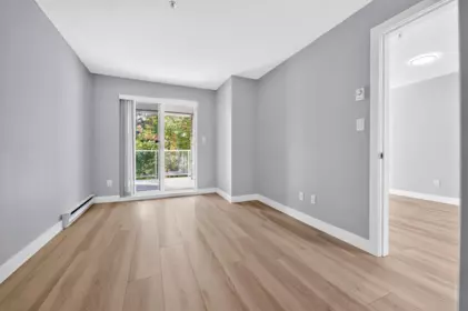 Hallway Photo of 251 5880 Dover Crescent, Richmond, BC