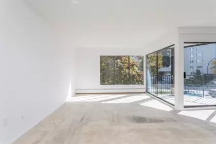Family Room Photo of 310 1437 Foster Street, White Rock, BC
