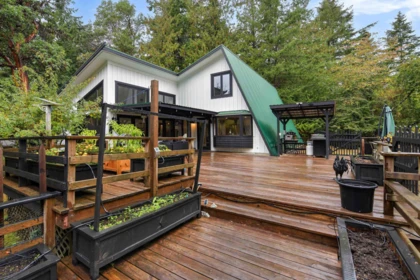 505 Bayview Drive, Mayne Island, BC, Mayne island — Single Family Residence for sale