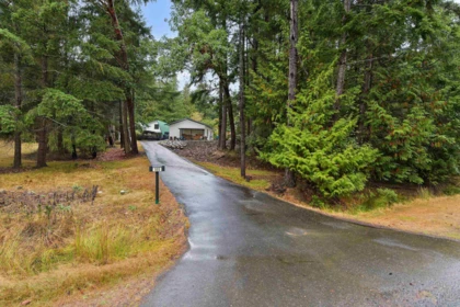 Garden / Landscaping Photo of 505 Bayview Drive, Mayne Island, BC