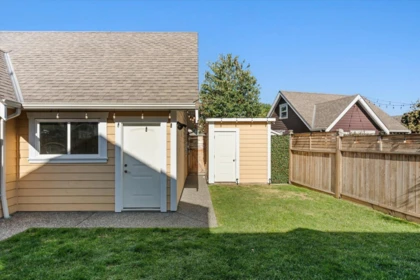 Hot Tub / Spa Photo of 2 45142 Nicomen Crescent, Chilliwack, BC