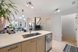 334 95 Moody Street, Port Moody, BC
