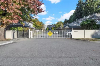 10 9926 151 Street, Surrey, BC, Surrey — Townhouse for sale