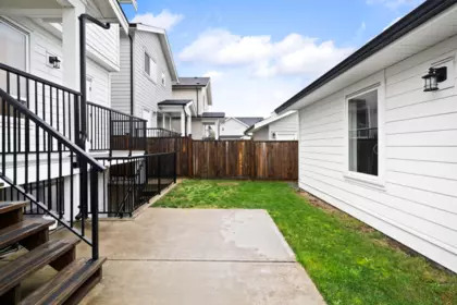 Swimming Pool Photo of 16782 21a Avenue, Surrey, BC
