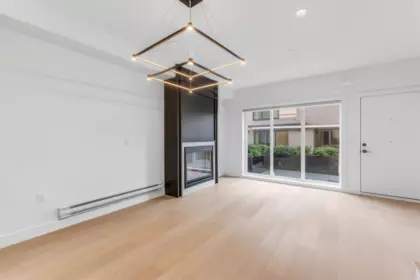 7353 Oak Street, Vancouver, BC, Vancouver — Townhouse for sale