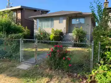 3373 Queens Avenue, Vancouver, BC, Vancouver — Single Family Residence for sale