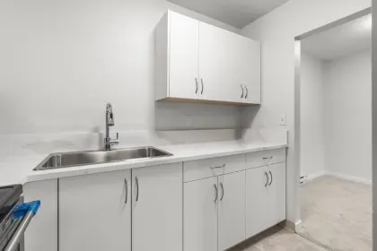 103 8140 Colonial Drive, Richmond, BC, Richmond — Apartment/Condo for sale