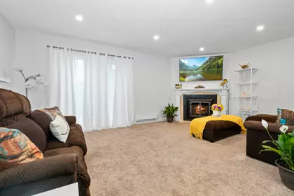 22 8975 Mary Street, Chilliwack, BC, Chilliwack — Townhouse for sale