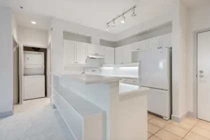 108 6198 Ash Street, Vancouver, BC, Vancouver — Apartment/Condo for sale