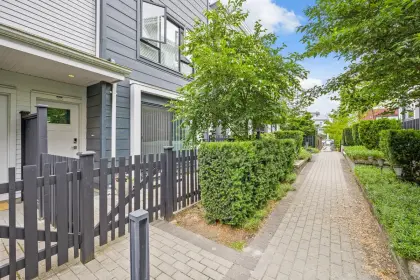 160 2280 163 Street, Surrey, BC, Surrey — Townhouse for sale