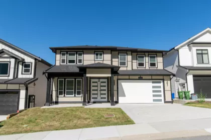 8555 Forest Gate Drive, Chilliwack, BC, Chilliwack — Single Family Residence for sale