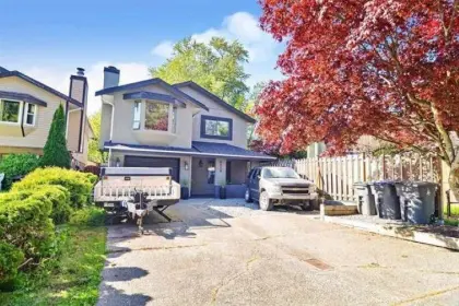 6075 195a Street, Surrey, BC, Surrey — Single Family Residence for sale