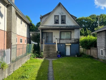 582 W 16th Avenue, Vancouver, BC, Vancouver — Single Family Residence for sale