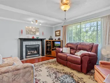 19986 52 Avenue, Langley, BC, Langley — Single Family Residence for sale