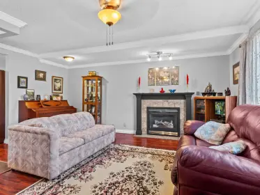 19986 52 Avenue, Langley, BC, Langley — Single Family Residence for sale