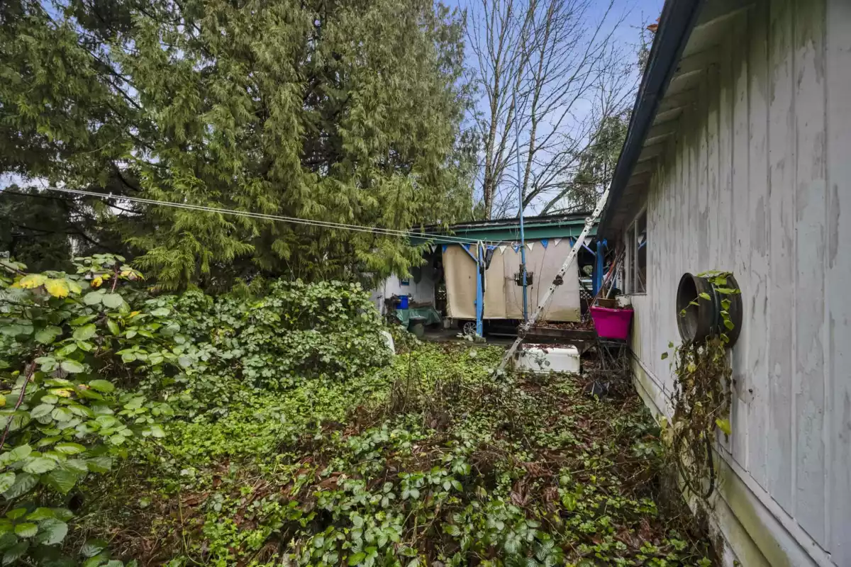 Front Yard Photo of 22421 Streng Avenue, Maple Ridge, BC