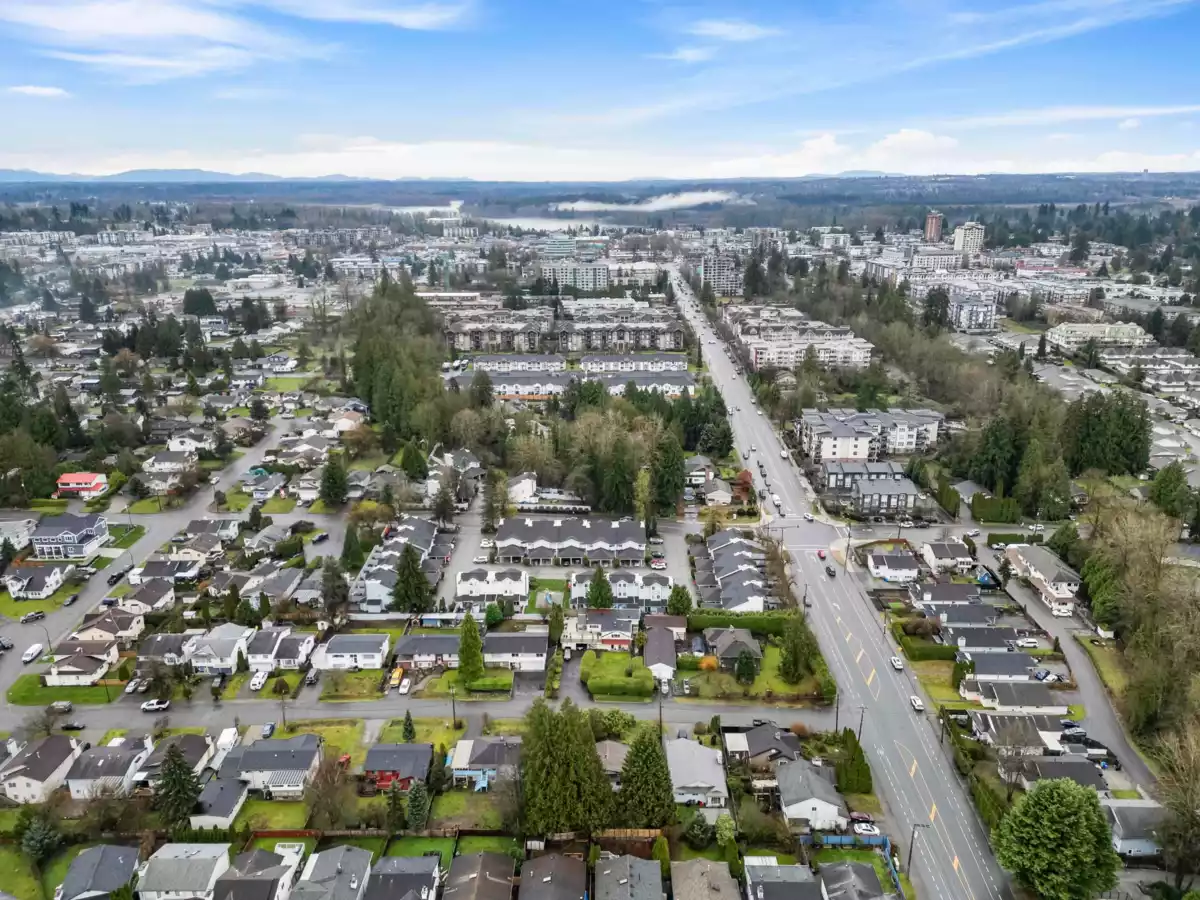 Primary Bathroom Photo of 22421 Streng Avenue, Maple Ridge, BC