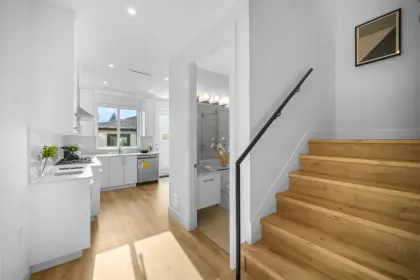 3384 E 2nd Avenue, Vancouver, BC, Vancouver — Half Duplex for sale