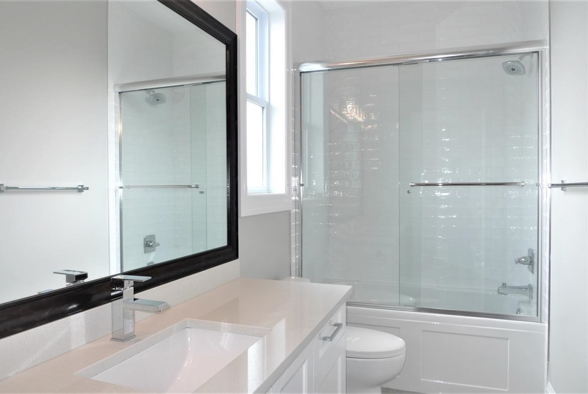 Family Room Photo of 9475 Coote Street, Chilliwack, BC