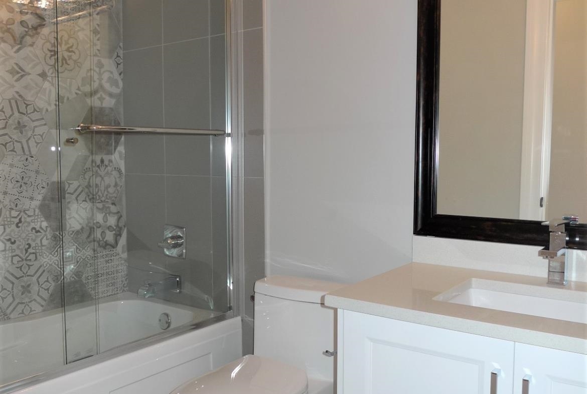 Living Room Photo of 9475 Coote Street, Chilliwack, BC