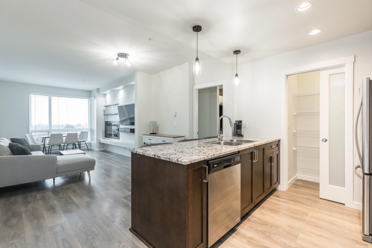 Bedroom 3 Photo of 305 2242 Whatcom Road, Abbotsford, BC