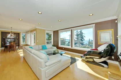 13018 Marine Drive, Surrey, BC, Surrey — Single Family Residence for sale