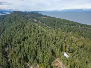 1690 Cottage Way, Galiano Island, BC, Galiano Island — Single Family Residence for sale