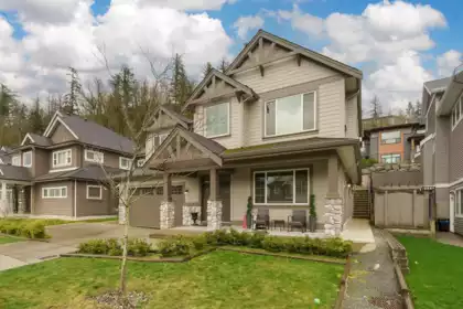 33938 Mcphee Place, Mission, BC, Mission — Single Family Residence for sale