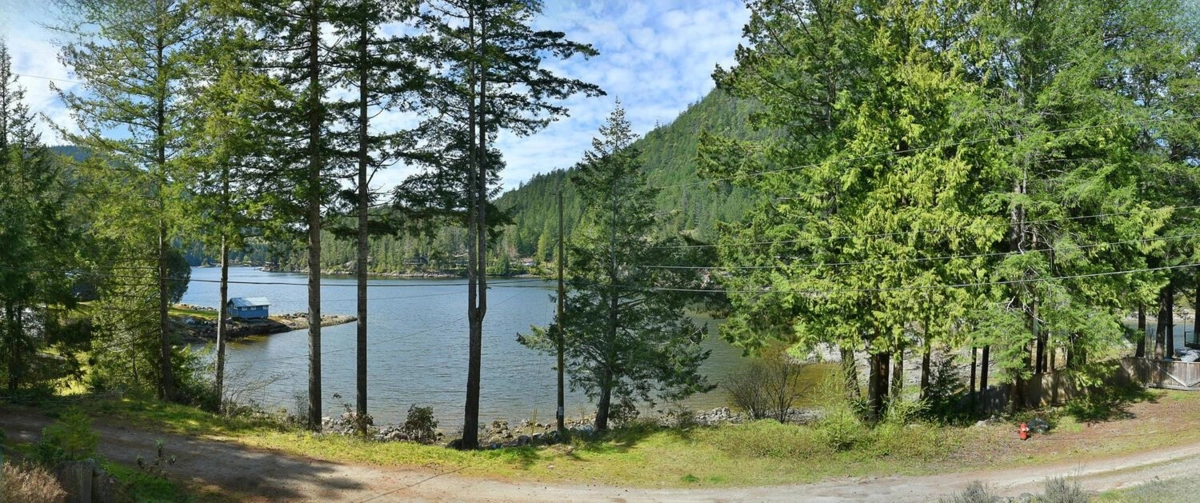 Loft / Bonus Room Photo of 13248 Porters Road, Madeira Park, BC