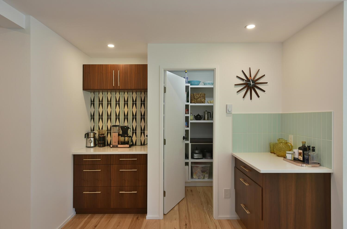 Walk-In Closet Photo of 13248 Porters Road, Madeira Park, BC